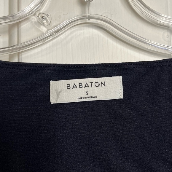 SOLD Babaton Contour V-neck Longsleeve Small Black - Picture 7 of 11